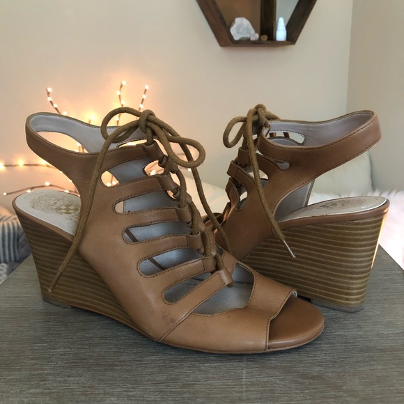 Vince Camuto wedge sandals - Picture 2 of 6